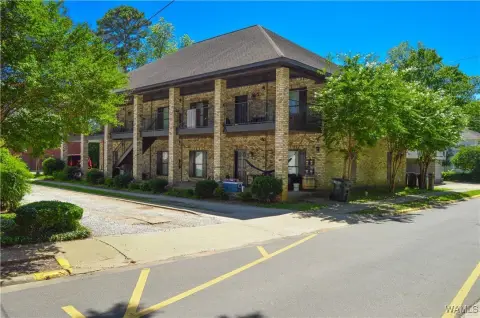 Luxury Multifamily Property Near University