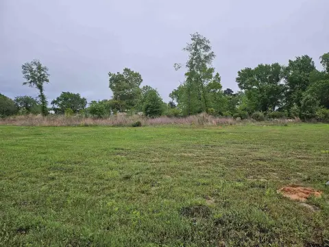 Vacant Lot in Deer Point