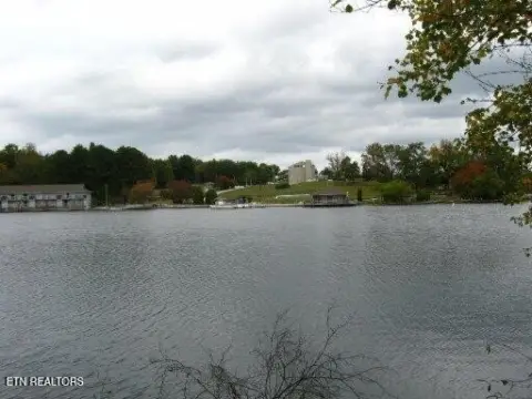 Buildable Lot on Holiday Hills Lake