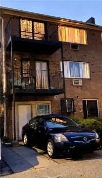 Bronx Triplex in Wakefield