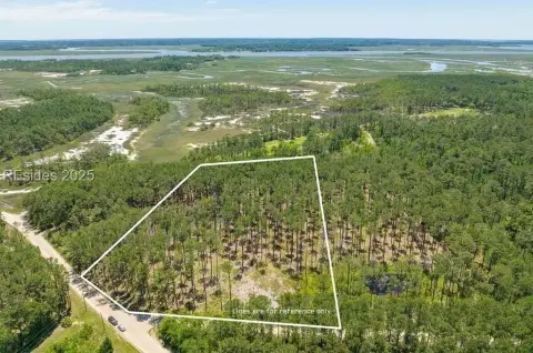 10 Acres Near Downtown Beaufort