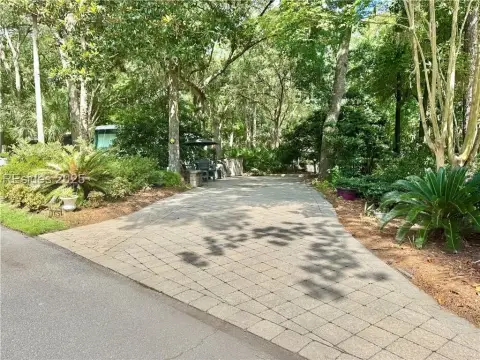 Picture of Land at Arrow Rd 133, Hilton Head Island, SC
