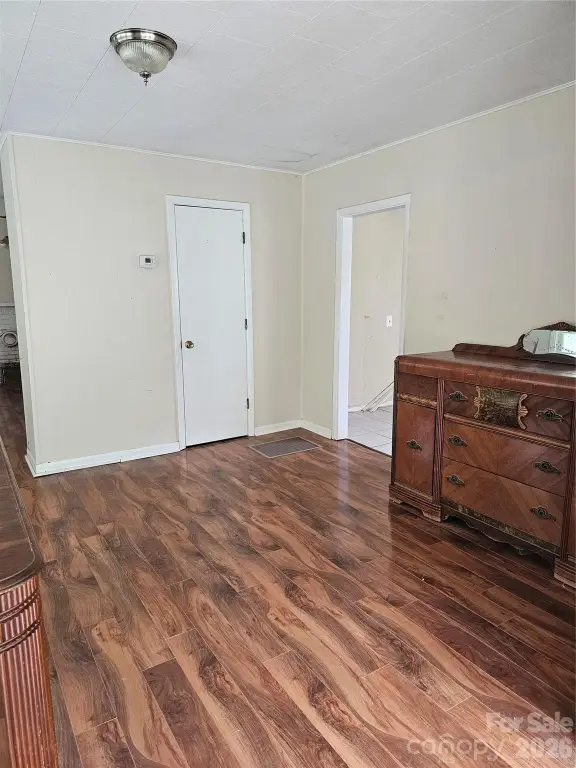 Picture 36