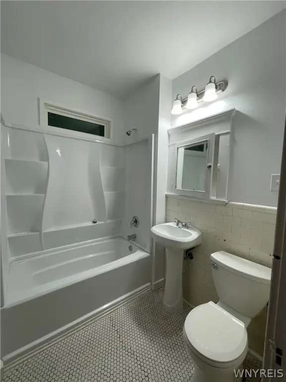 Picture 18