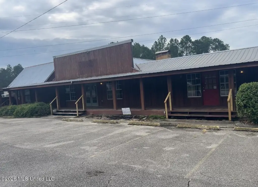 5615 C L Dees Dr, Vancleave, MS 39565