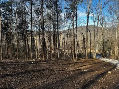 Land in Cookeville, Tennessee