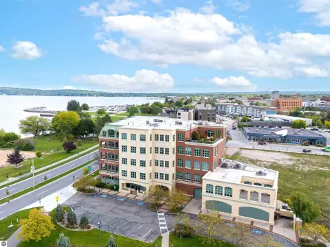 Harbour View Centre Office Condo