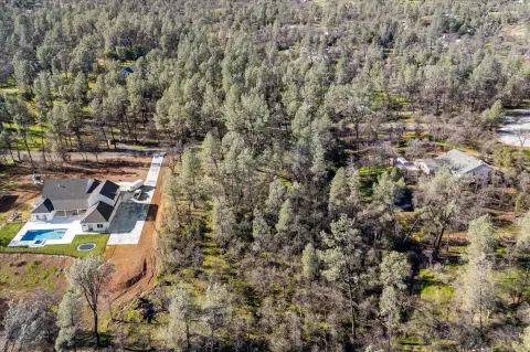 Redding Land Parcel For Sale