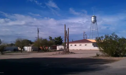 Commercial Land