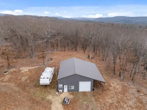 Oakland, AR Acreage with Shop