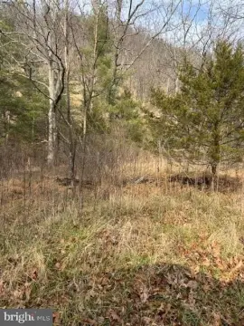 Land in Lost River Valley