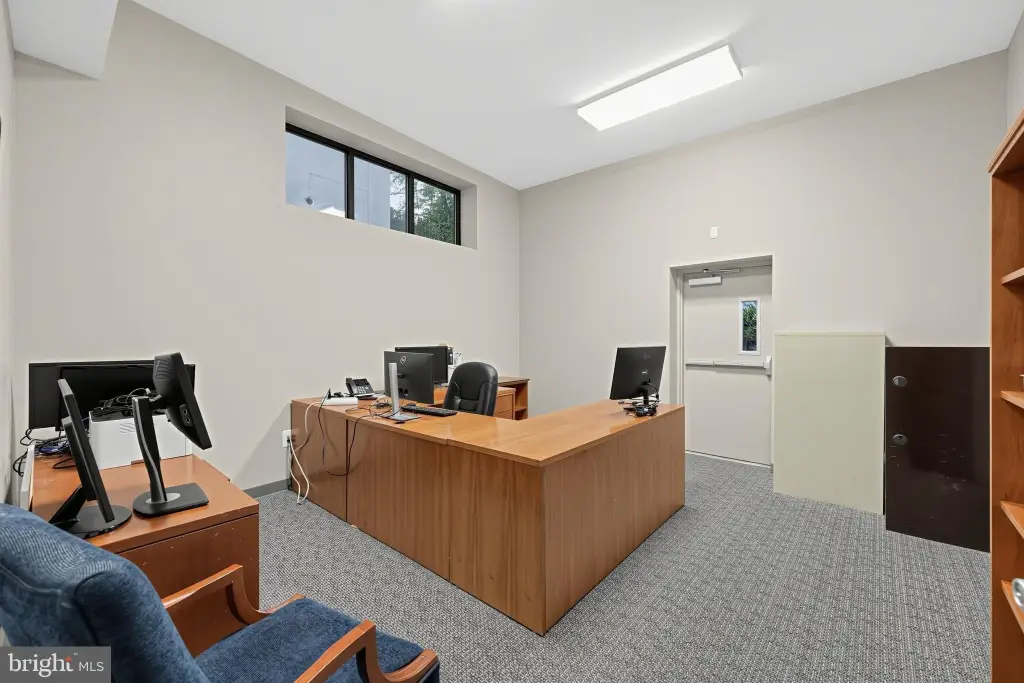 Picture 30