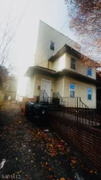 Renovated Multi-Family in Newark City