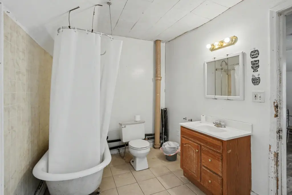 Picture 8