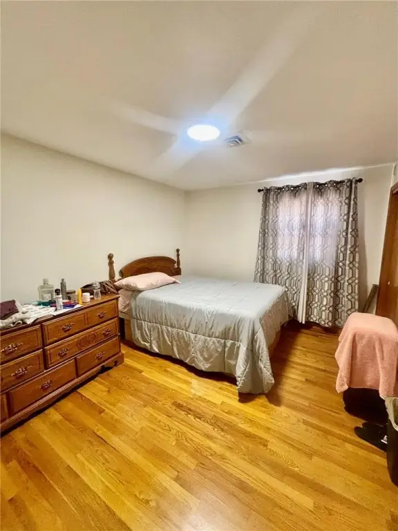 Picture 10