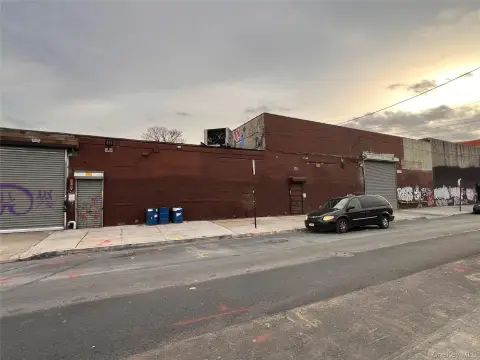 Industrial Space with Cold Storage