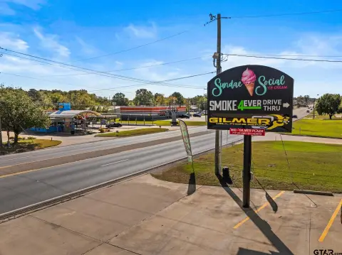 Commercial Property on Highway 271