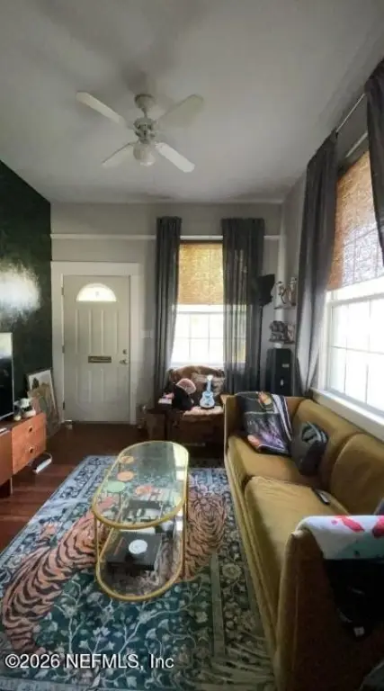 Picture 8