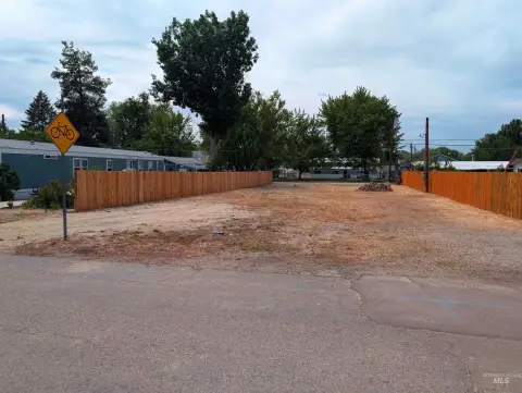 Emmett, ID Duplex Lot