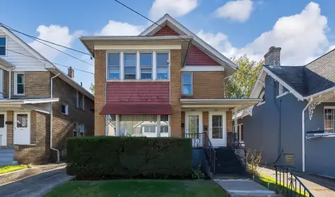 Updated Duplex with Modern Amenities