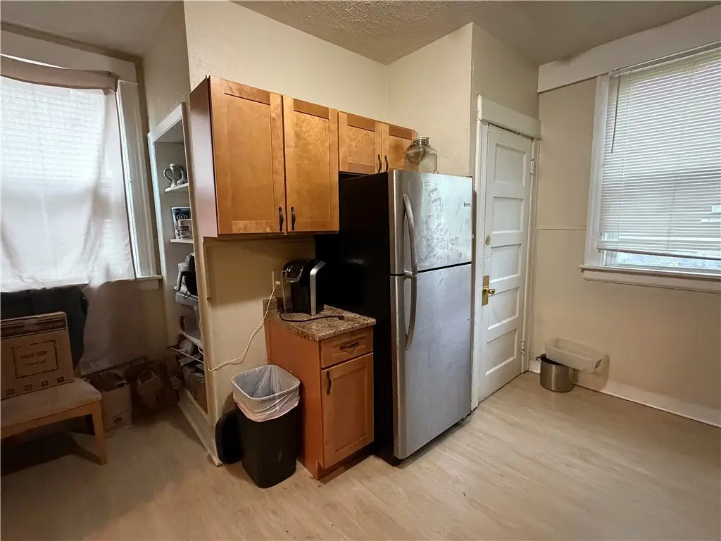 Picture 19