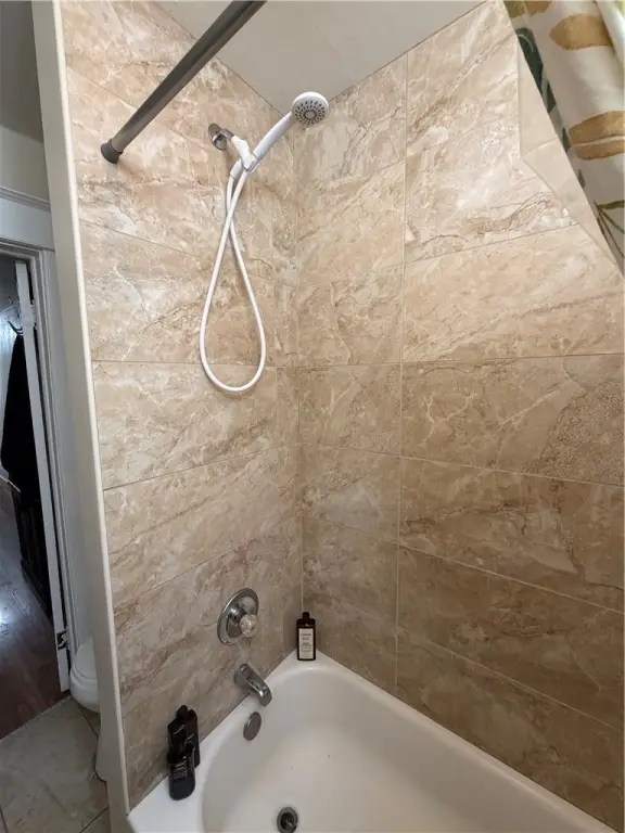 Picture 11