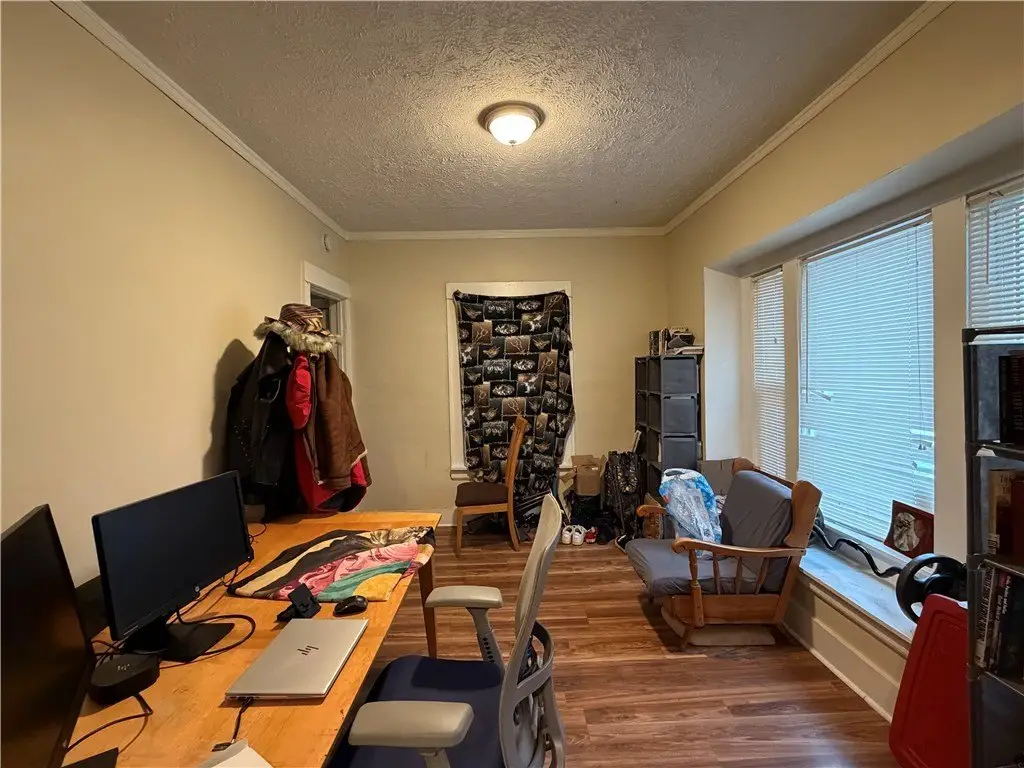 Picture 16