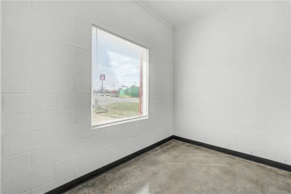 Picture 12