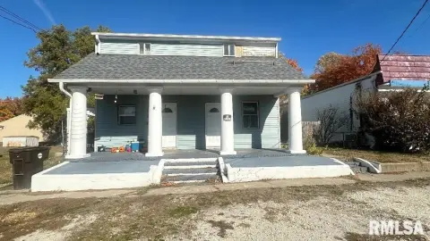 Updated Duplex in Rushville, IL
