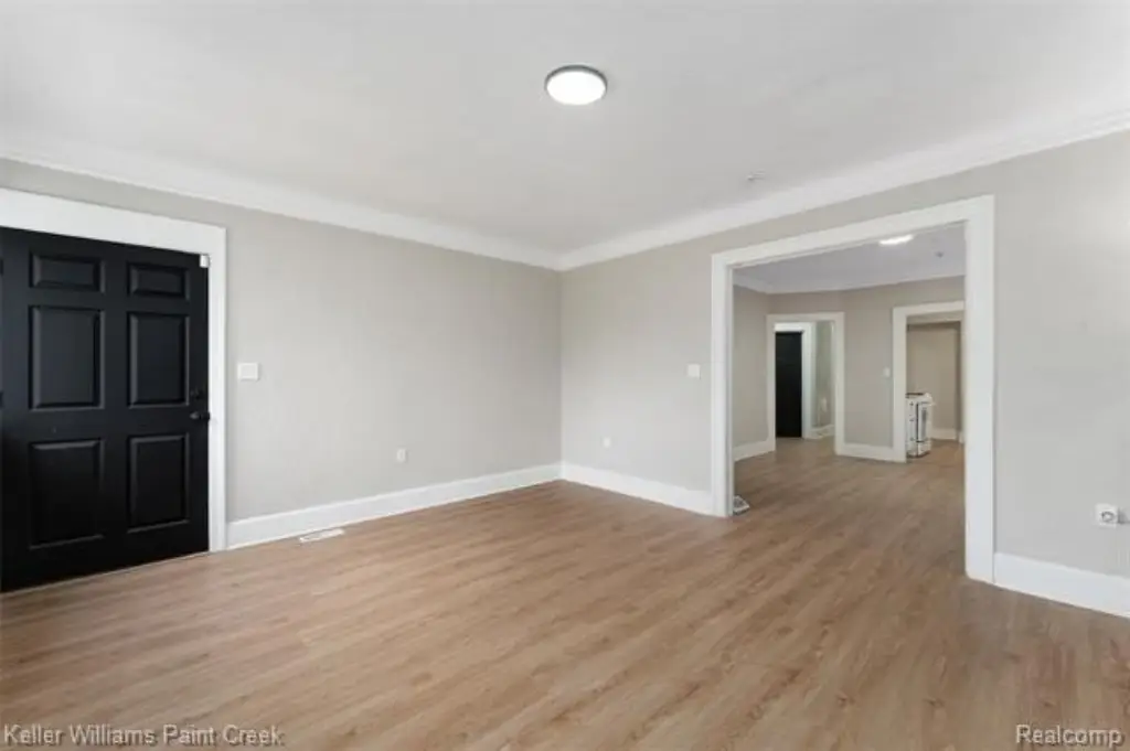 Picture 7