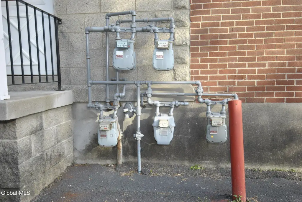 Picture 30