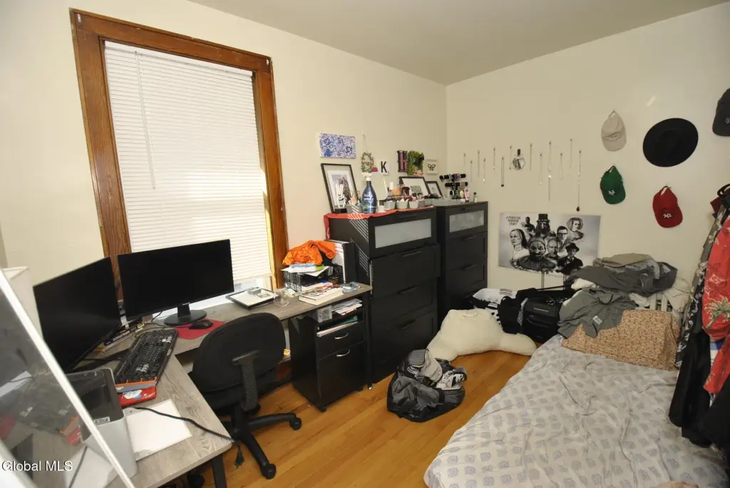 Picture 25