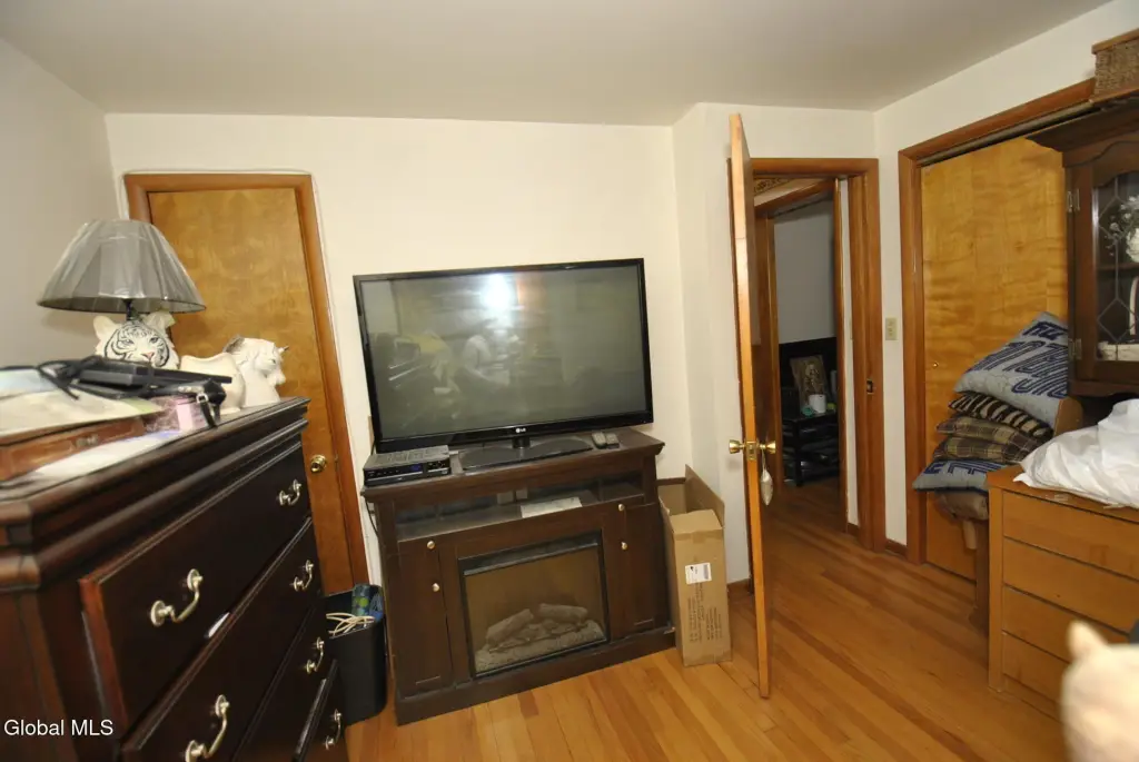 Picture 36