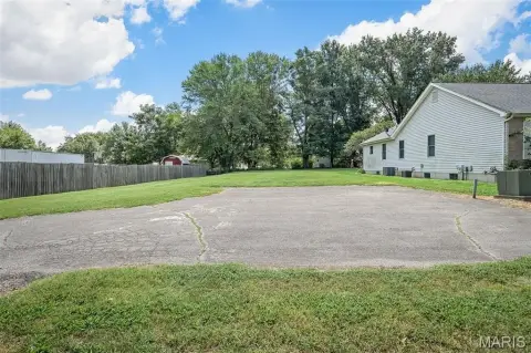 Residential Land in St Charles