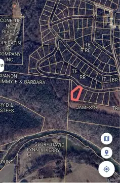 Residential Lot in Lake Community