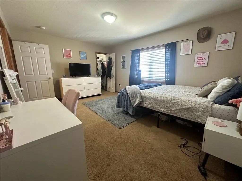 Picture 32