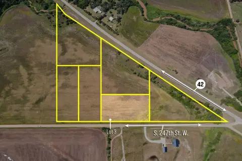 Viola, KS 3.59-Acre Land