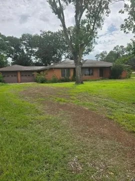 Sealy, TX: Multi-Use Land