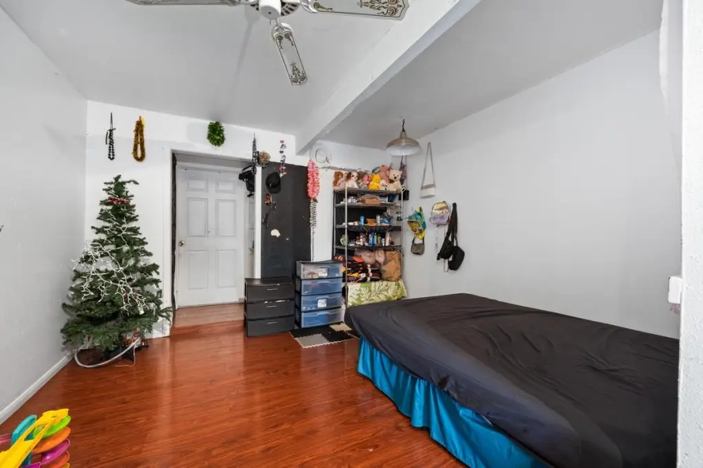 Picture 18