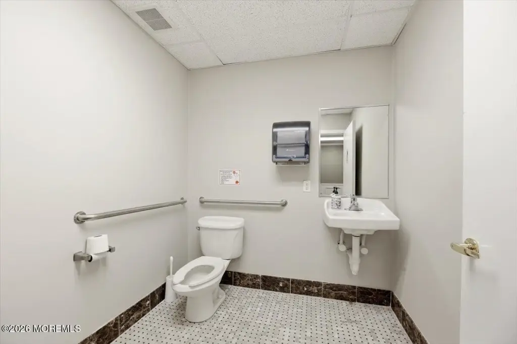 Picture 16