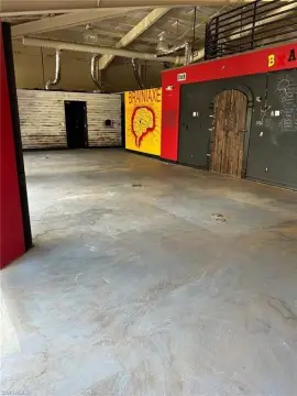 Bonita Springs Retail/Showroom Space