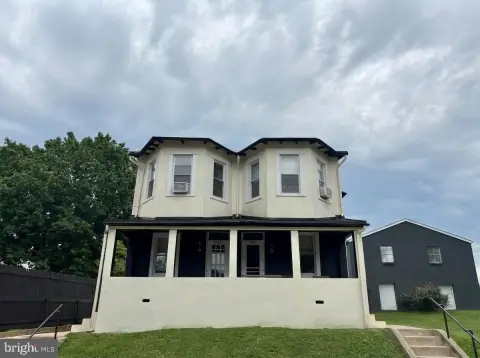 Duplex with Detached Garage