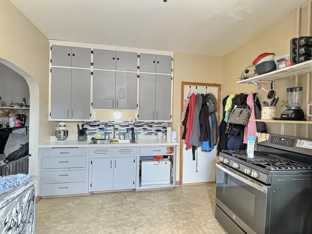 Picture 9