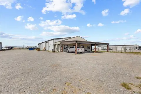 Flex Space with Overhead Doors