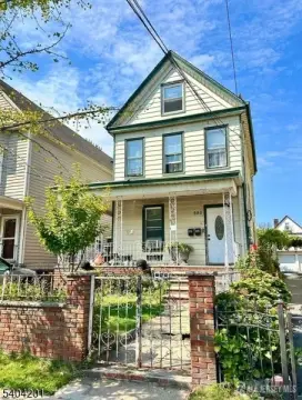 Multi-Family Property Near EWR Airport