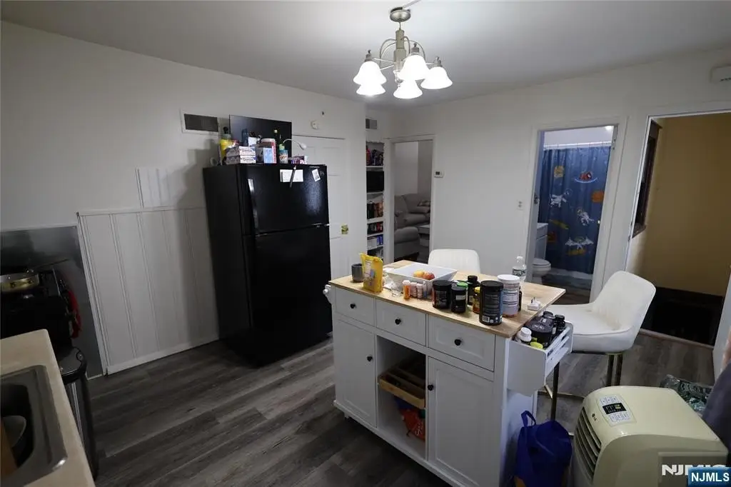 Picture 3