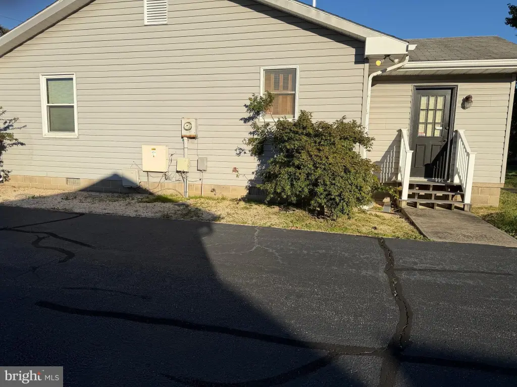 Picture 4