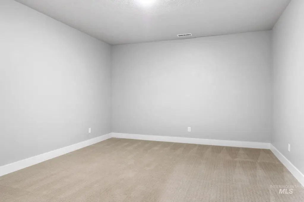 Picture 32