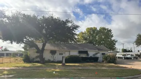 Lewisville Office with Parking