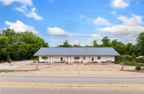 Mixed-Use Property with Apartment